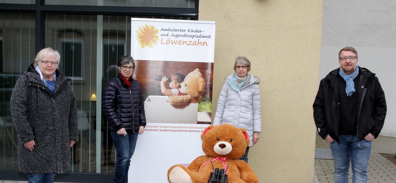 Übergabe Mitarbeitendenspende